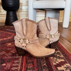 Women's Cleo + Wolf Beige Western Ankle Boots